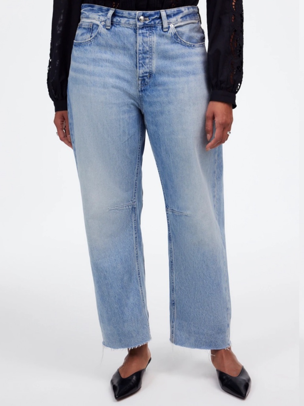 Madewell The Curvy Darted Barrel-Leg Jean